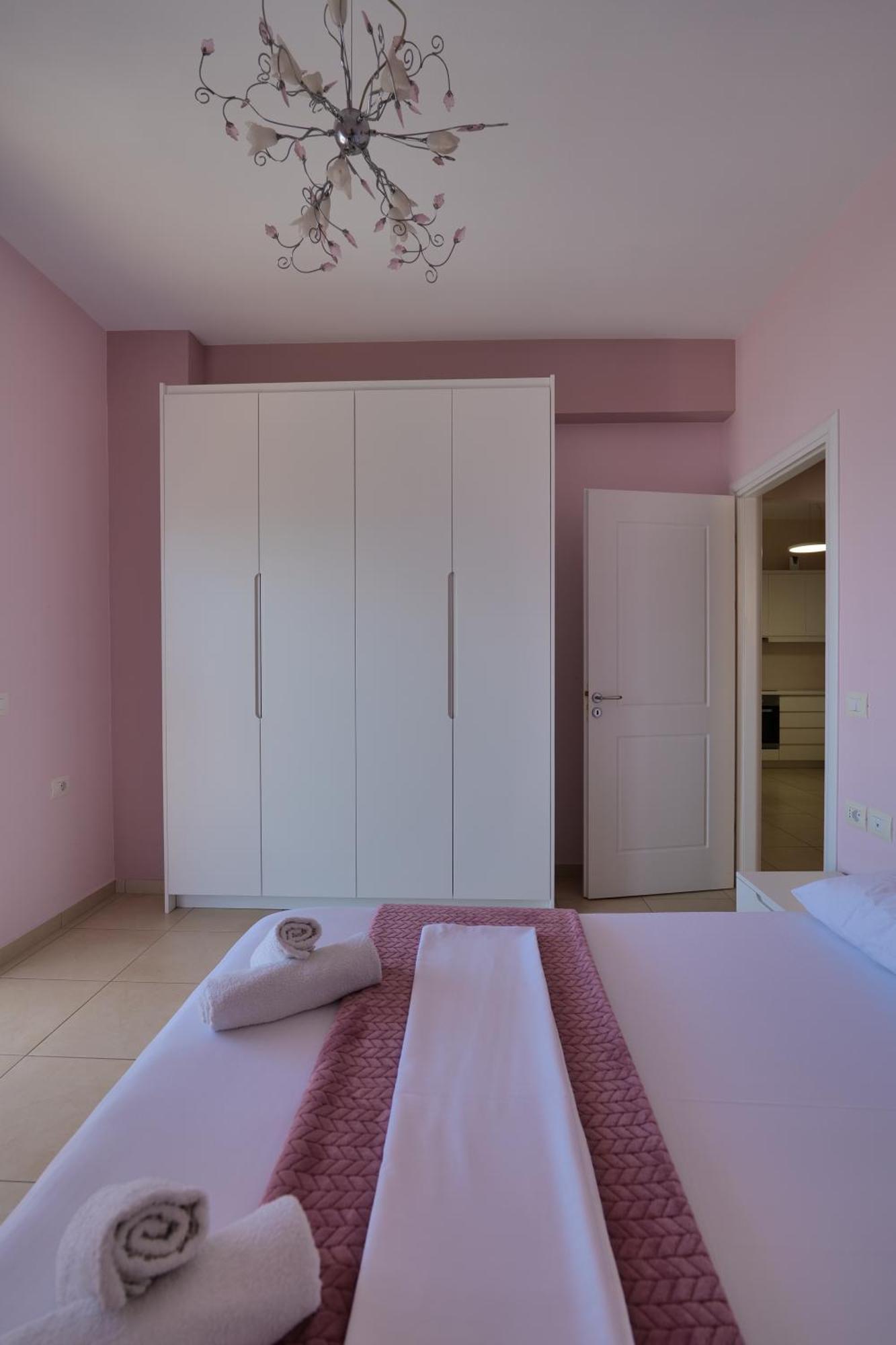 Noel Sea View Apartments Sarandë Exteriör bild