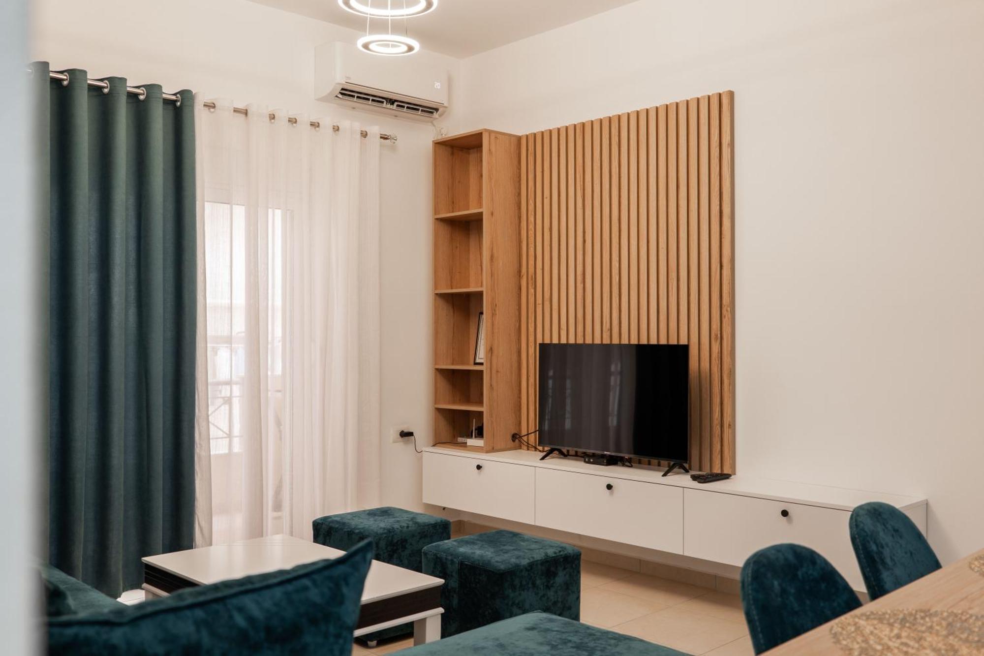 Noel Sea View Apartments Sarandë Exteriör bild