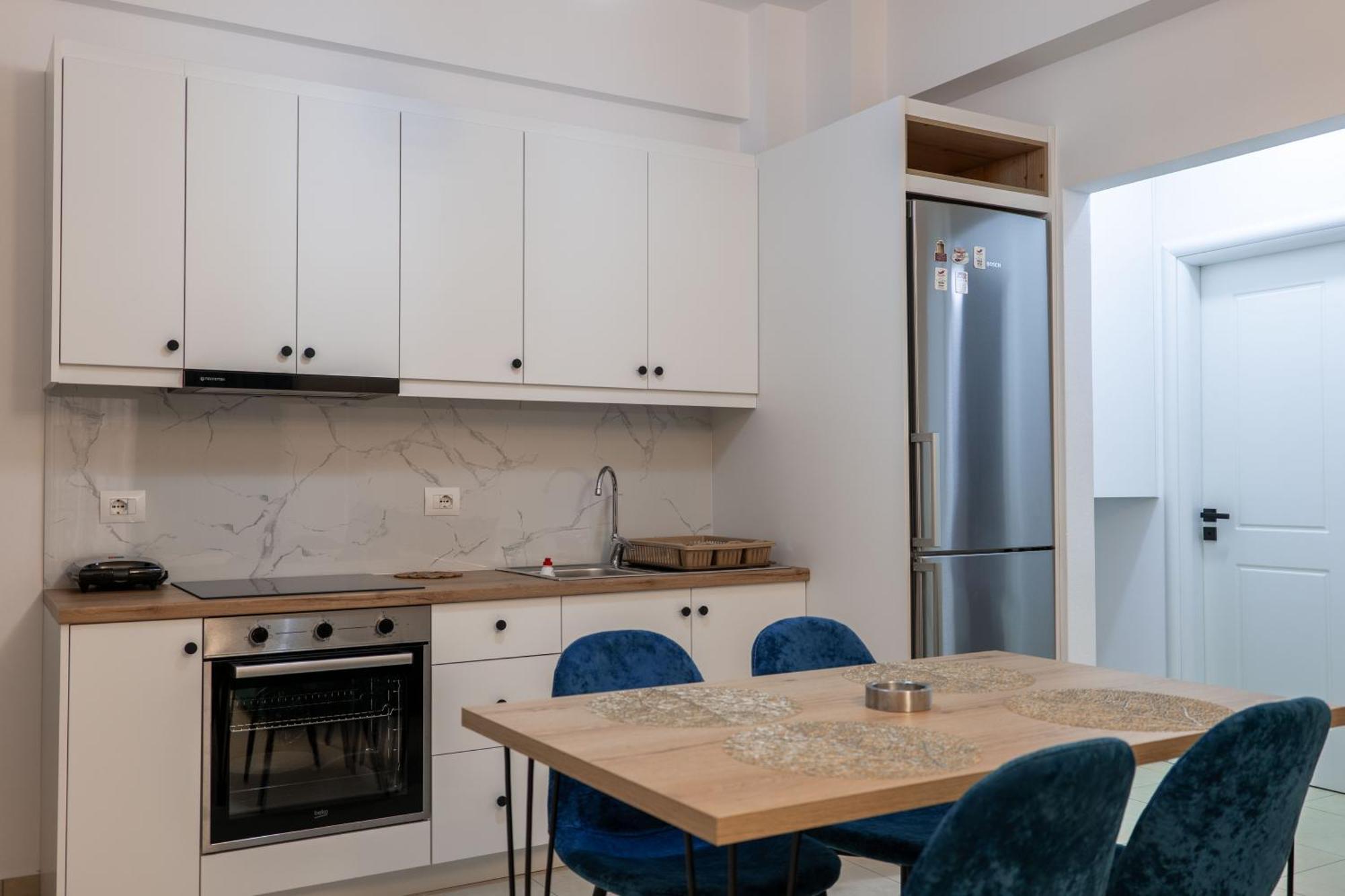 Noel Sea View Apartments Sarandë Exteriör bild