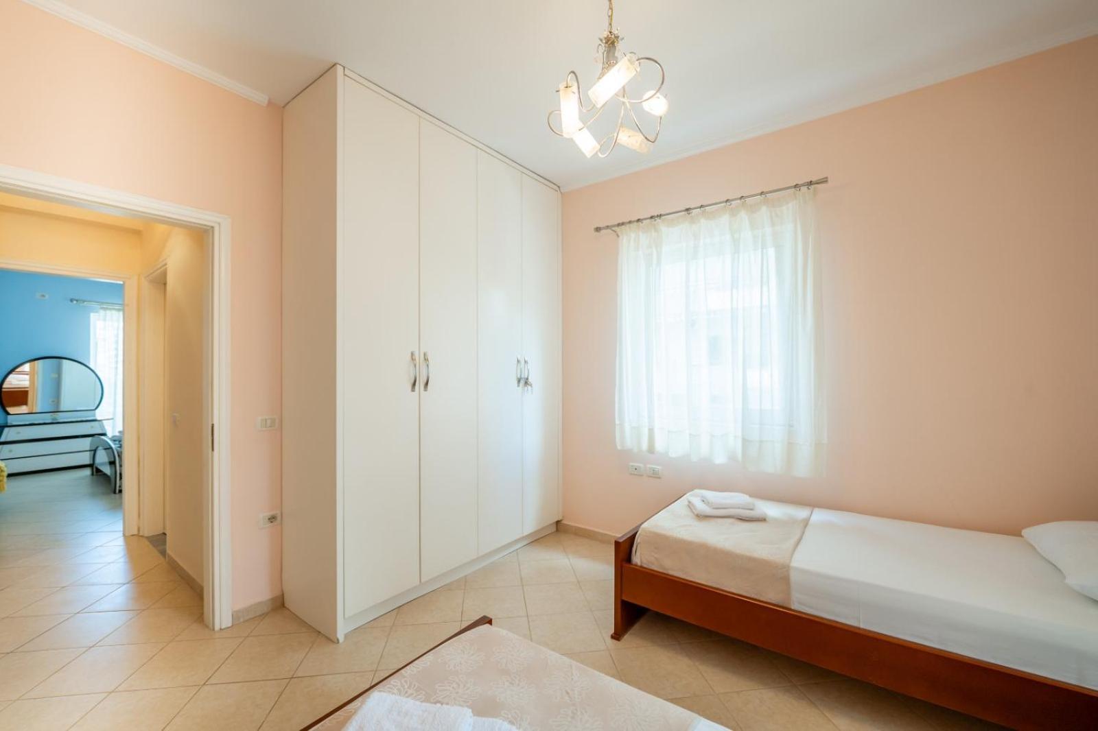 Noel Sea View Apartments Sarandë Exteriör bild