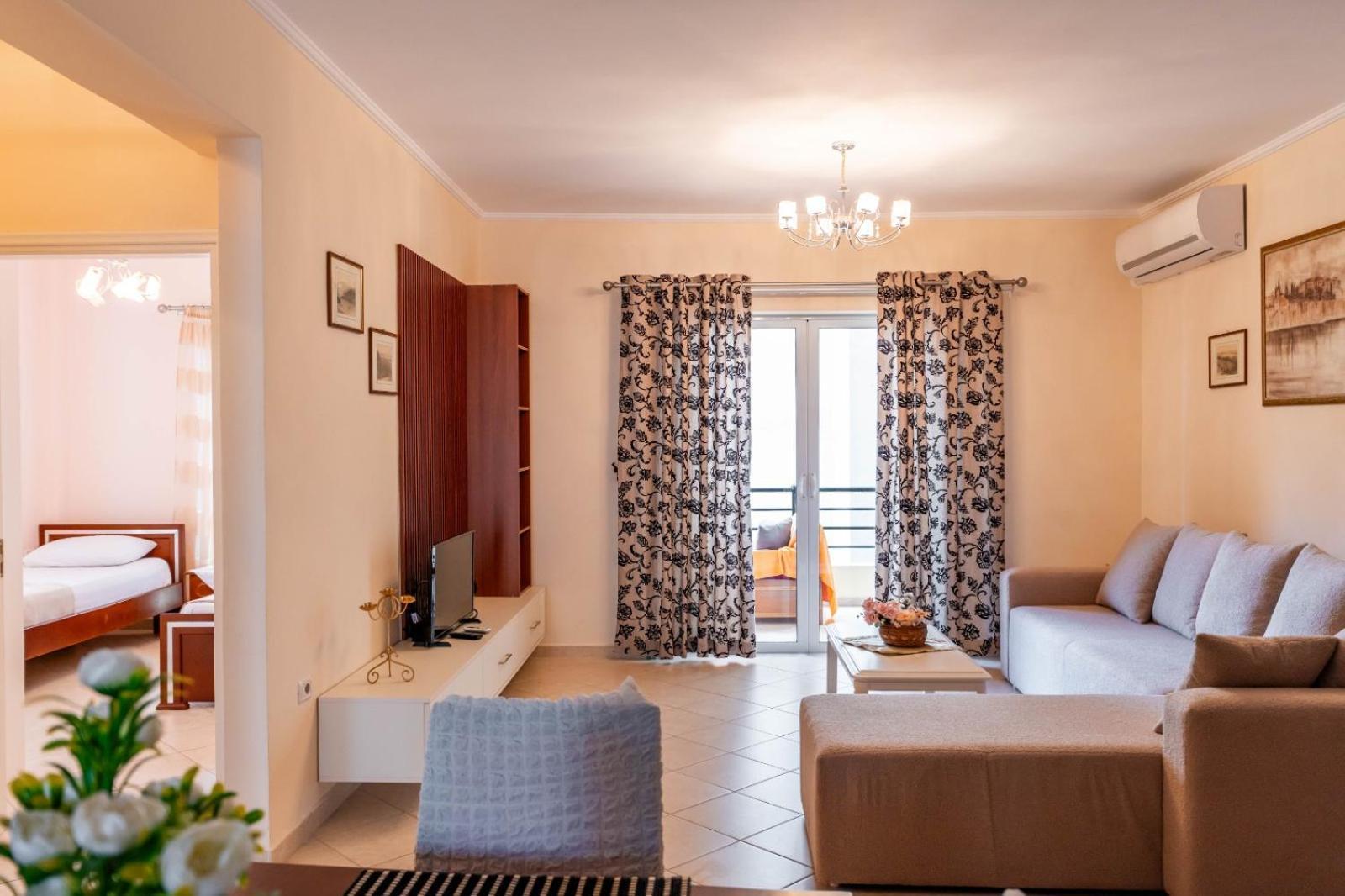 Noel Sea View Apartments Sarandë Exteriör bild
