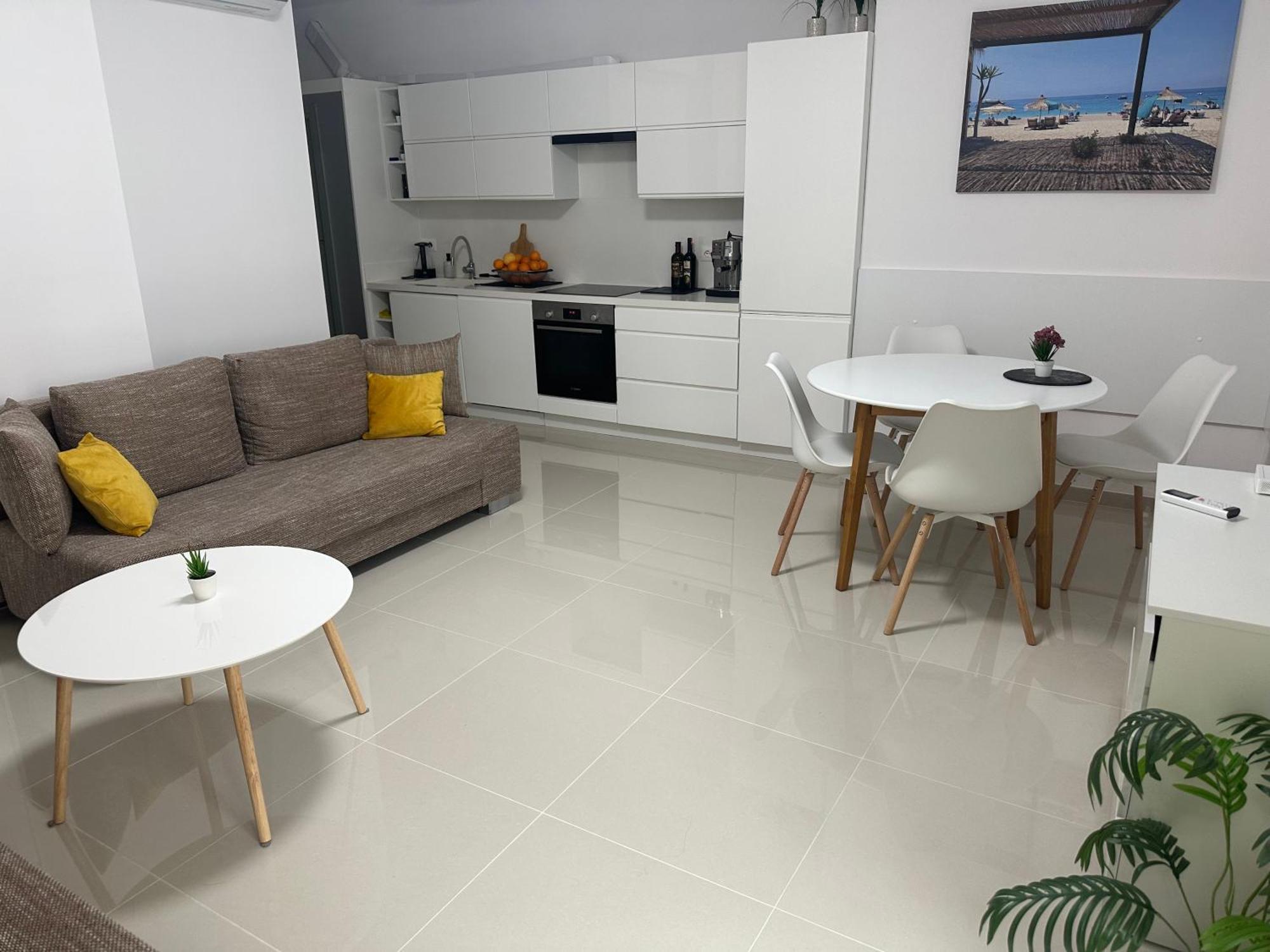 Noel Sea View Apartments Sarandë Exteriör bild
